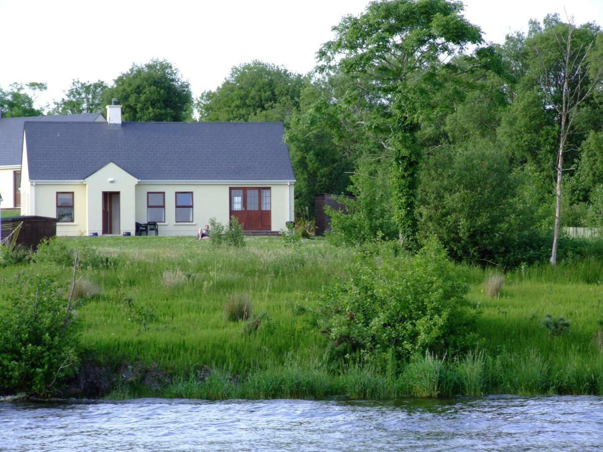 Kesh Lakeside Cottage Exterior foto